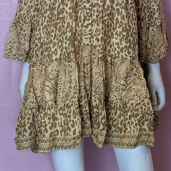 QED London Tan Neutral Animal Print V Neck 3/4 Sleeve Tiered Mini Dress Large - Picture 3 of 7